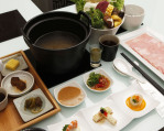 特級松阪豬肉--正味精緻鍋物套餐 